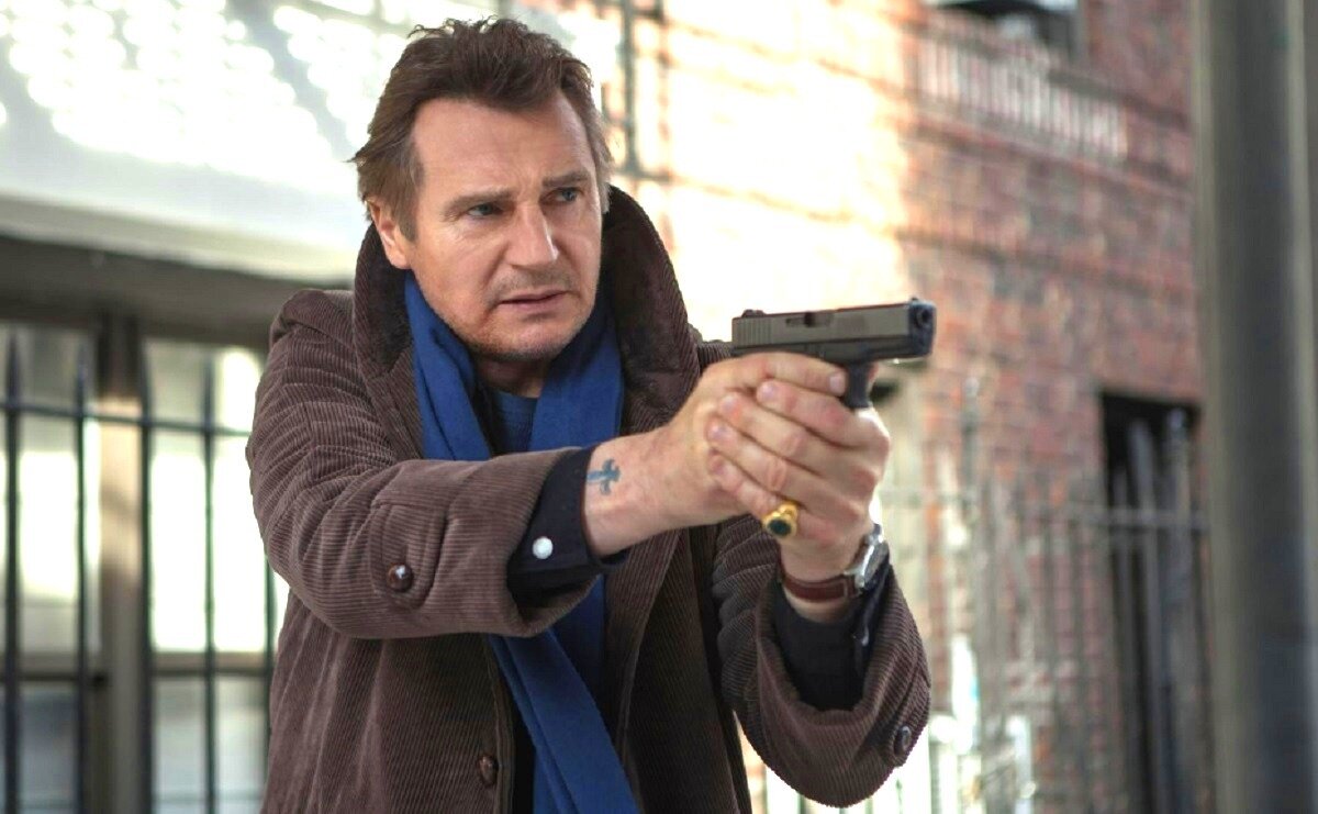 Уж извините, но сделать более оригинальный скриншот с Лиамом Нисоном со времен "Заложницы" (2007) невозможно в принципе. 