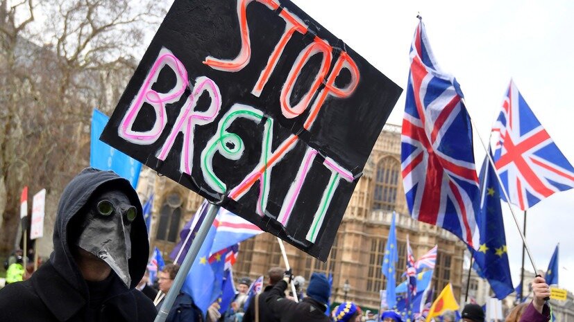 Противники Брекзита на улицах Великобритании. Фото: Toby Melville / Reuters