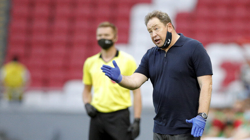 Леонид Викторович командует. Источник фото: www.rt.ru