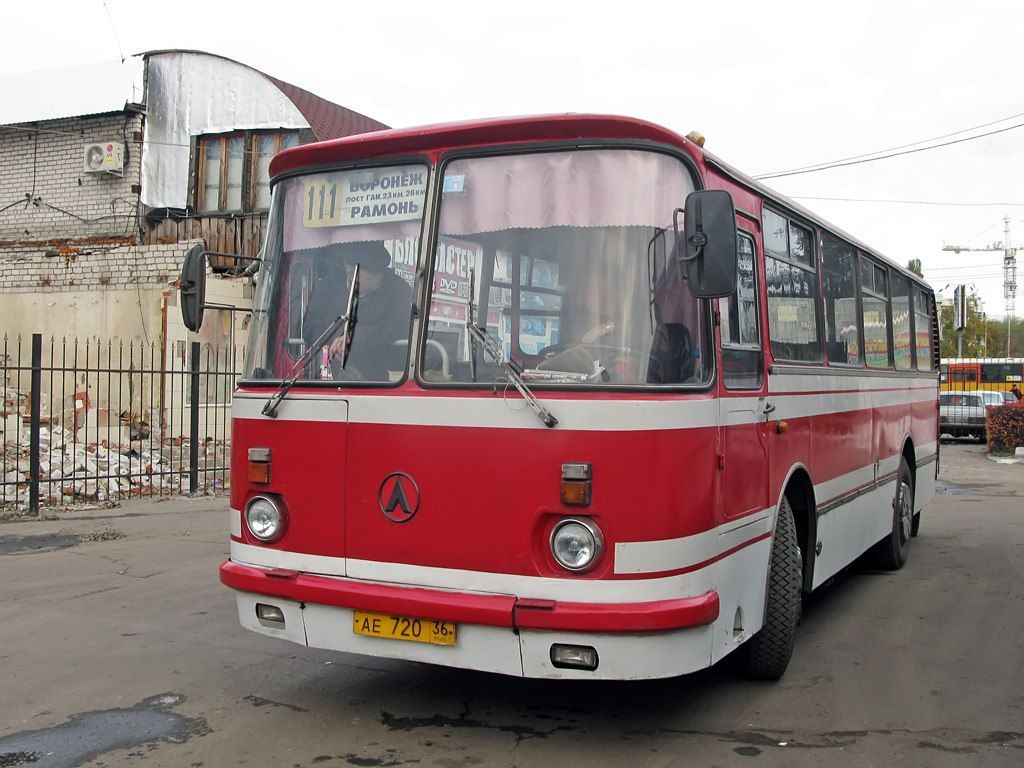 ЛАЗ 695н. ЛАЗ 695н Воронеж Рамонь. ЛАЗ-695 автобус. ЛАЗ 695 красный.