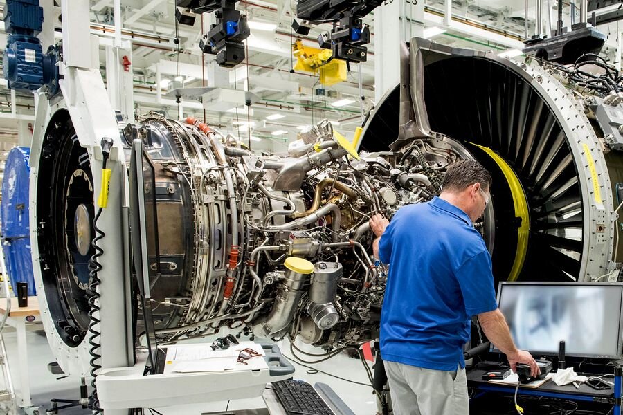 Собираемые Pratt & Whitney на сборочной линии в Миддлтауне, штат Коннектикут, двигатели PW1100G-JM для Airbus A320neo никак не переживут «детские болезни»: неподходящие материалы на особо ответственных участках, некоторые конструкционные просчёты требуют времени на исправление — и ложатся грузом на финансовые показатели авиастроителя