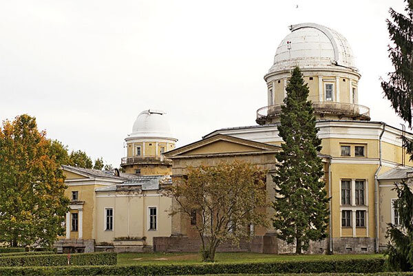 Главный корпус Пулковской обсерватории