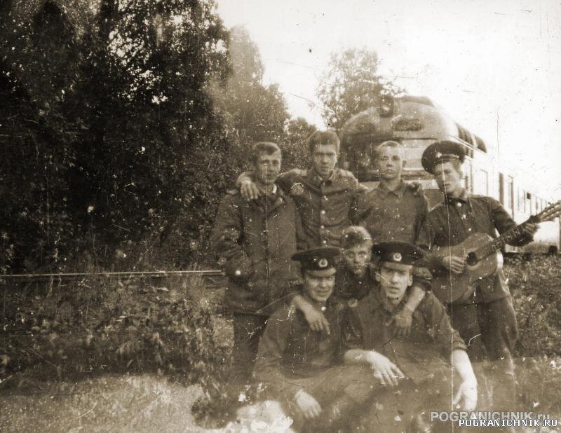 на перегоне пропускаем скорый 