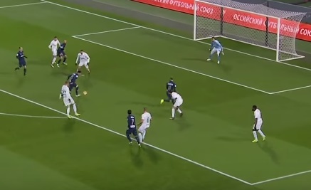 Момент у "Енисея"