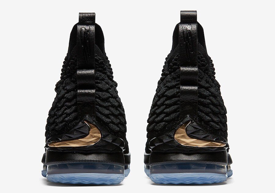 Lebrons 15 store black and gold