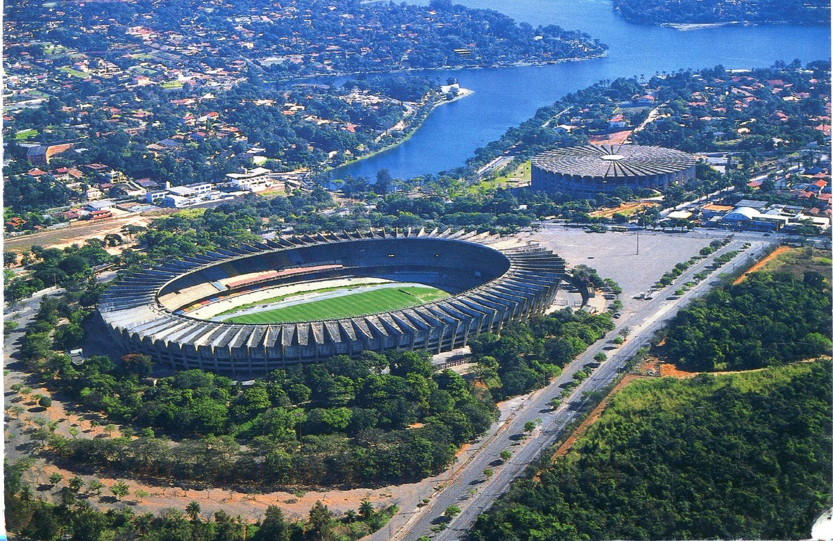 Вид с высоты птичьего полета на стадион Крузейро. Как Вам вид? Пишите комментарии.Благодарен Вам за то, что Вы дочитали мою статью до конца. Спасибо Вам.