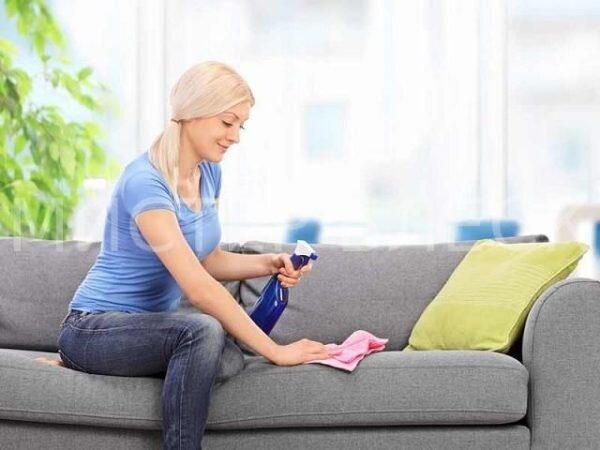  Источник: Строю Дом Даже самый покладистый воспитанный кот может внезапно начать метить территорию. В таком случае ругать животное бесполезно. Лучше разобраться, как вывести запах кошачьей мочи.-3