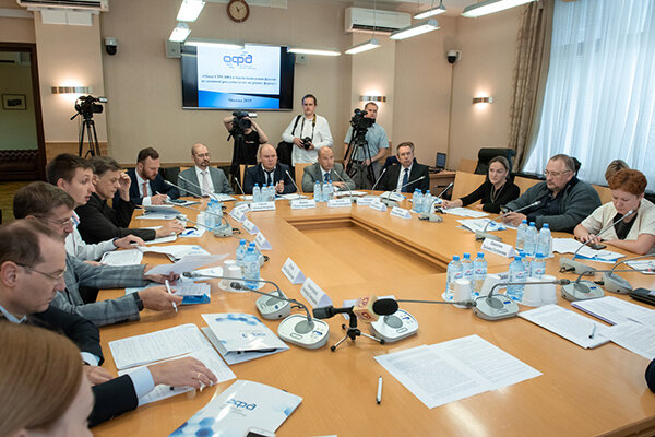 Круглый стол «Реклама финансовых услуг на примере рынка форекс: проблемы административной ответственности»
Фото: Альберт Тахавиев, Finversia.ru