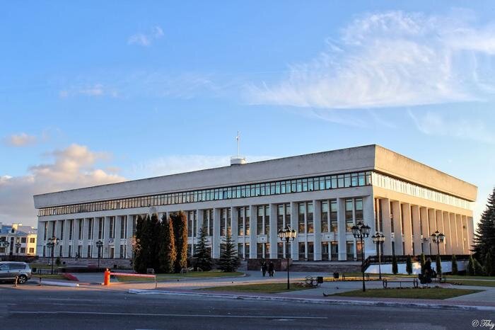 Правительство калужской. Правительство калужской. Правительство калужской. Дом правительства калуга пролетарская 111. Правительство калужской области.