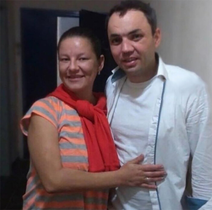 Александр Гобозов с новой подругой