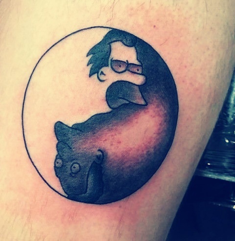 Порой некоторые татуировки просто нереально объяснить. 