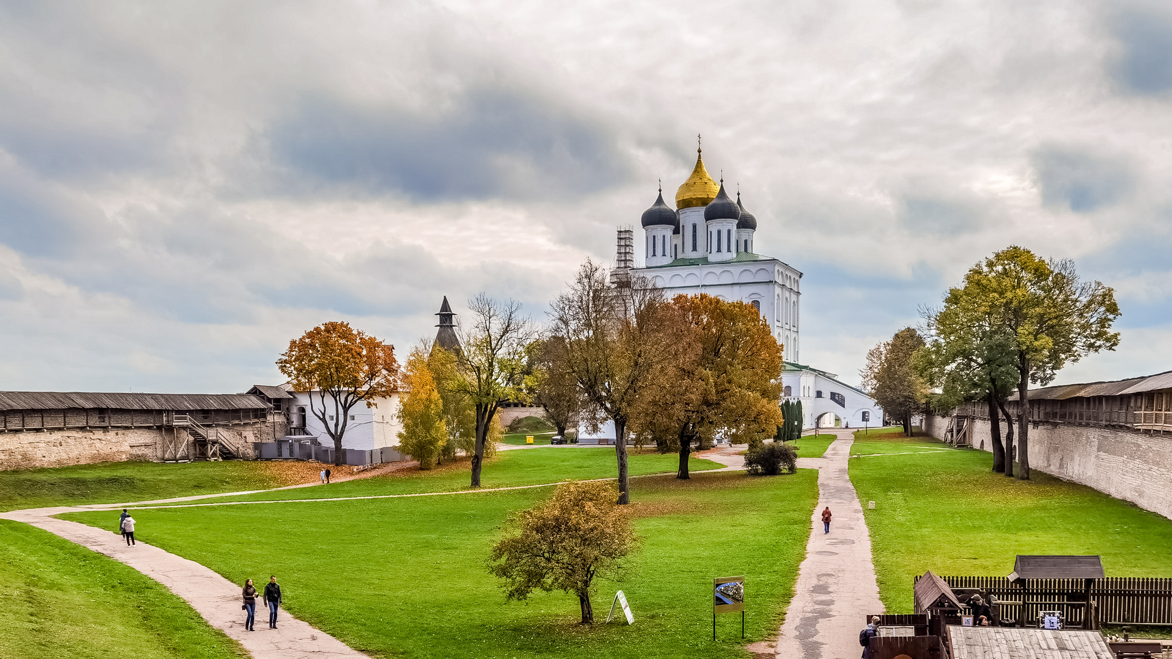 Видео экскурсия. Фото Троицкого собора Псков.