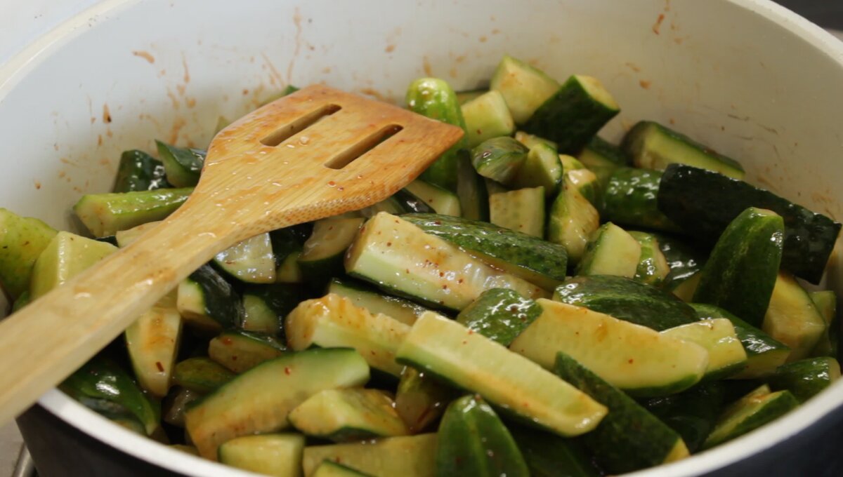 🥒Лучшая ЗАКУСКА из ОГУРЦОВ на зиму! 🍅Огурцы в томатной заливке. | Нина  Уральская | Дзен