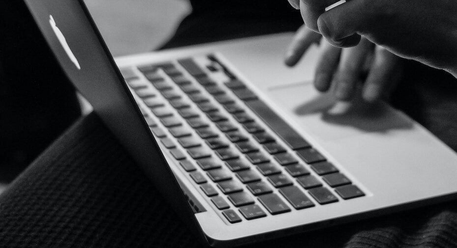    MacBook
