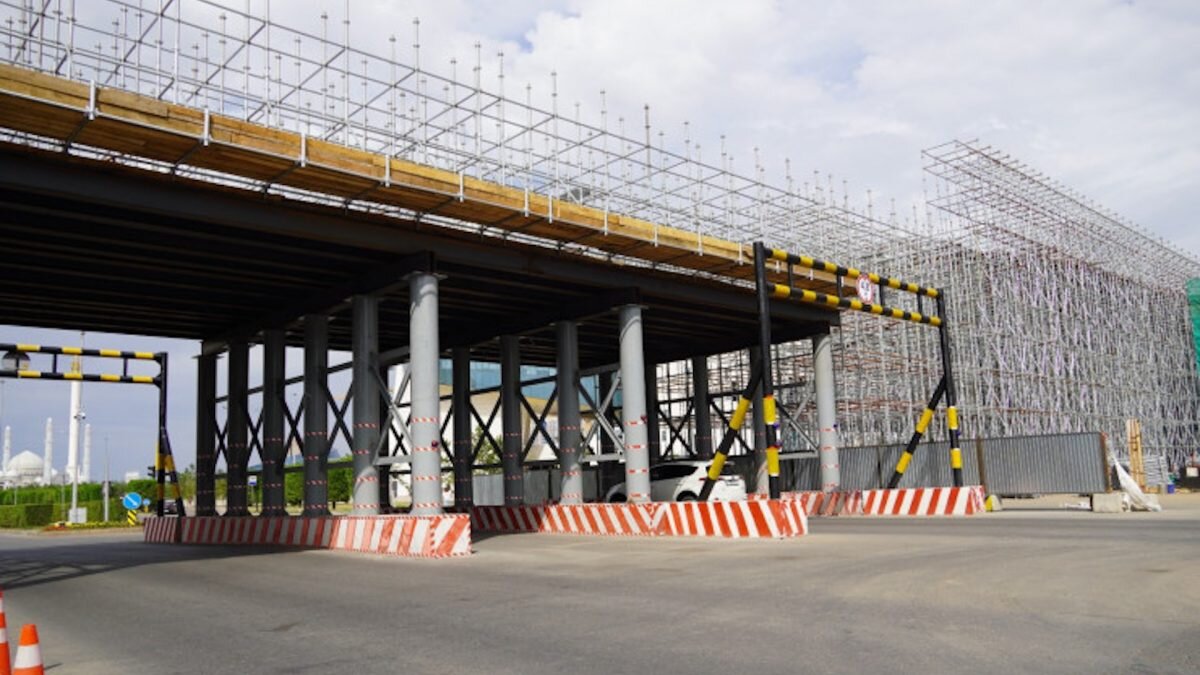 В Астане возобновили строительство LRT | Bizmedia.kz | Дзен