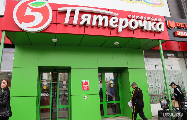    В Пуровском районе ЯНАО группа молодых людей устроила кражу со взломом в «Пятерочке»