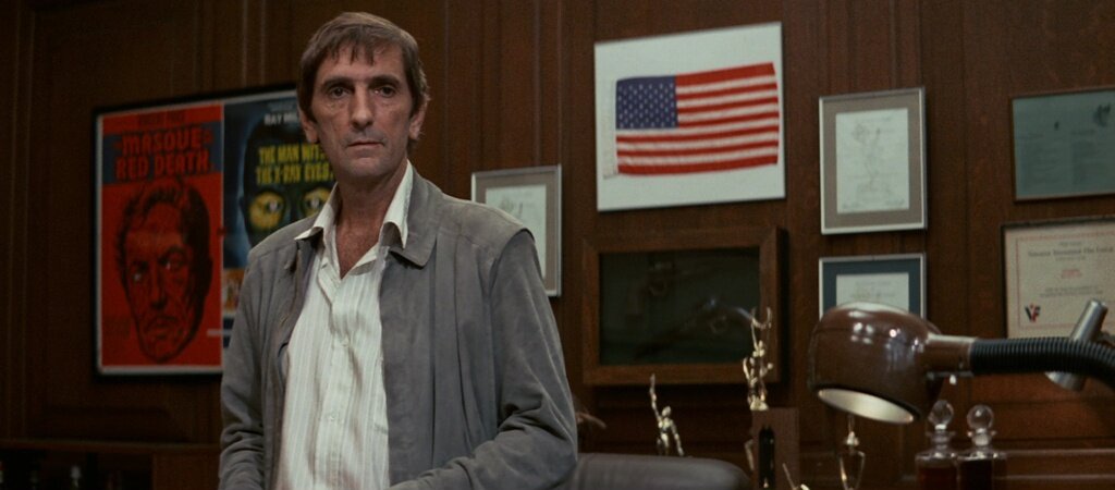 Кадр из фильма "Преступный репортаж" (1980)