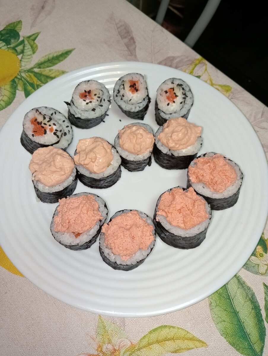 Фото моё. Я в роли сушиста)))