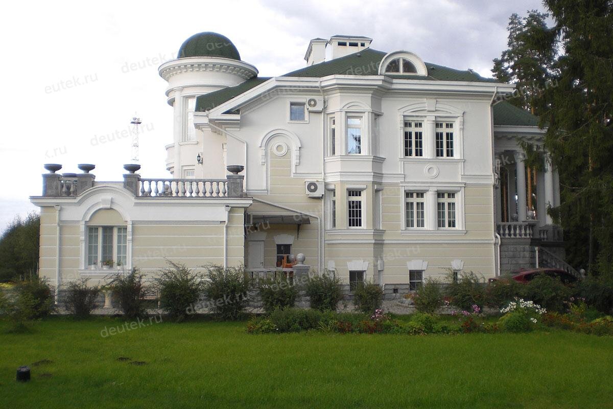 Проект двухэтажного дома 899 м2 в стиле барокко с цокольным этажом и бассейном - AG-5