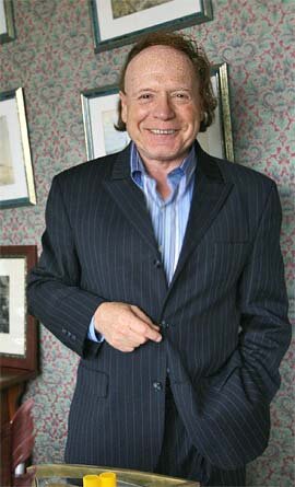    Эдвард Радзинский. Фото: ТВЦ