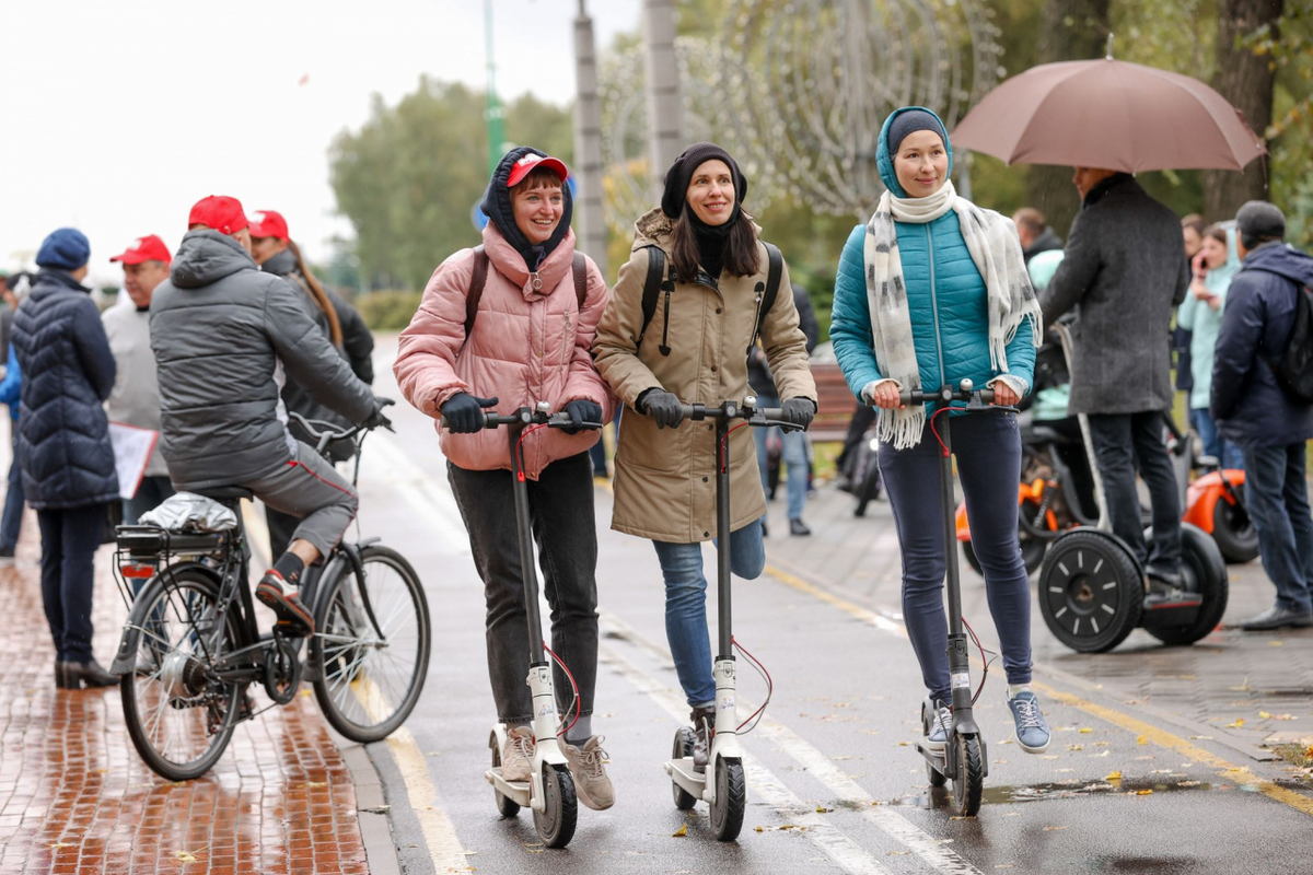Электросамокаты пользуются бешеной популярностью в силу просто т ы использования и доступности