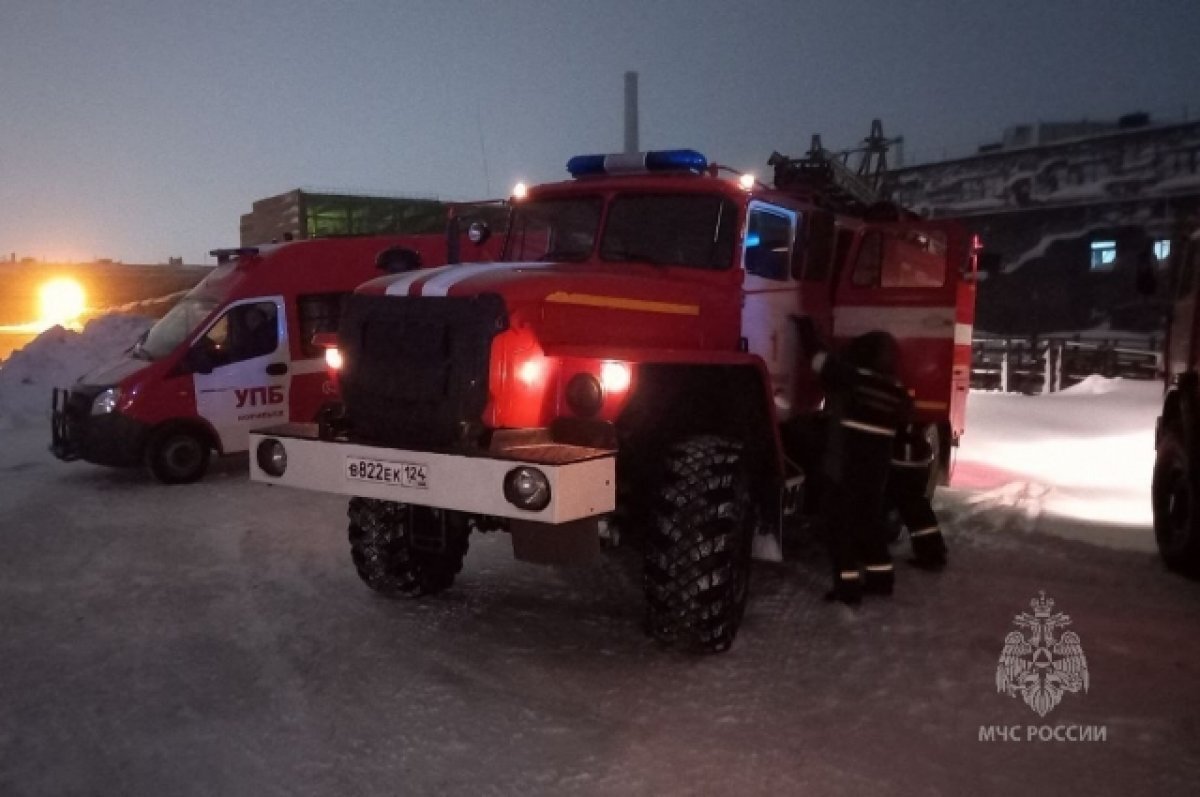    На правобережье Красноярска мужчина сгорел в автомобиле