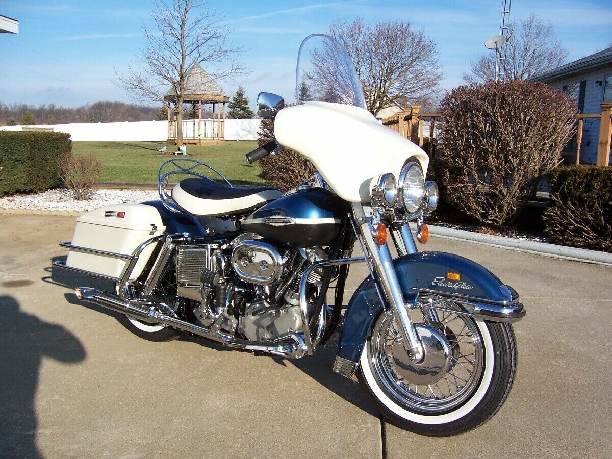 Harley Davidson Electra Glide 1969 года полностью восстановлен