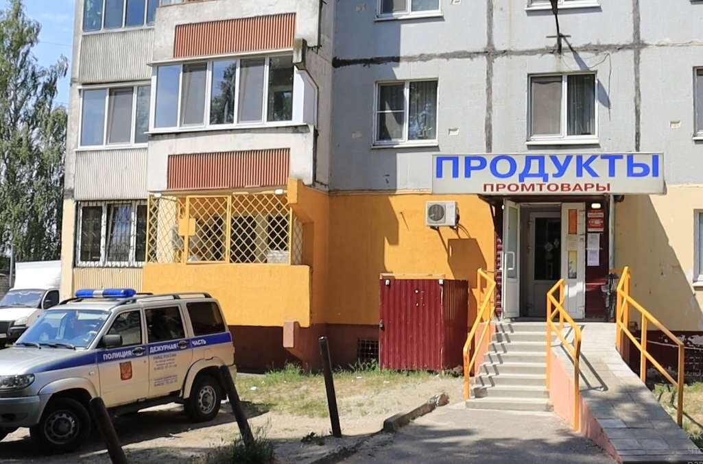    В Брянске после гибели выпавшей из окна 9-го этажа девочки возбудили уголовное дело avchernov