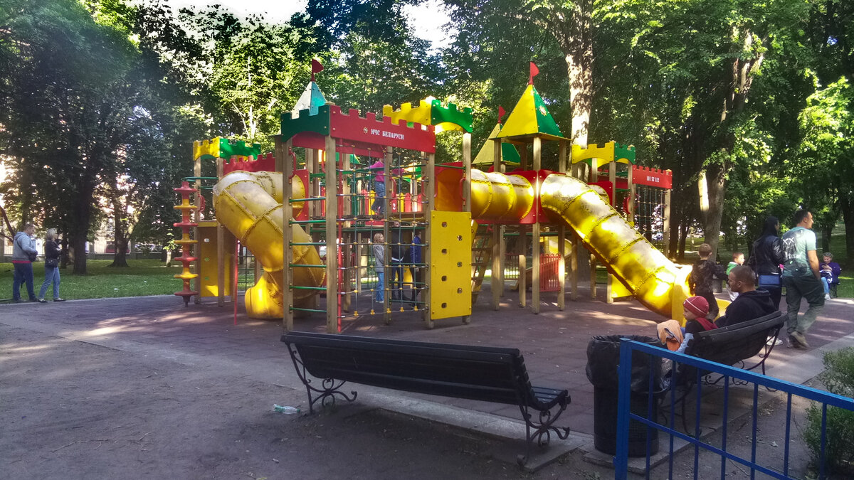 Детская площадка