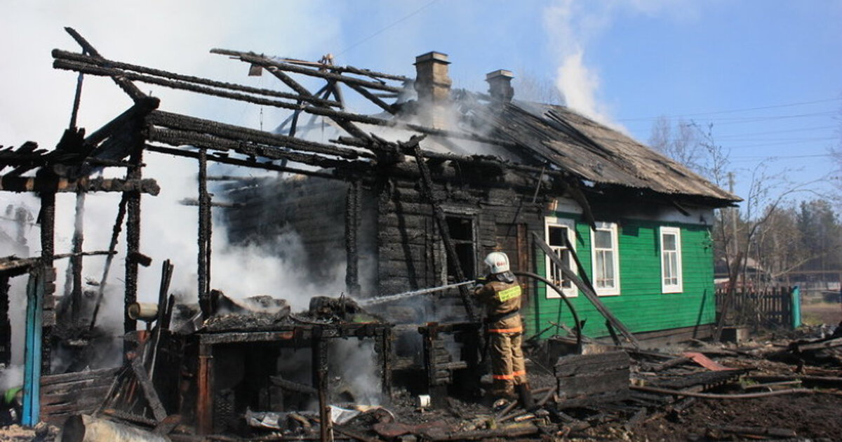 ФОТО ⟩ Пожар лишил семью дома