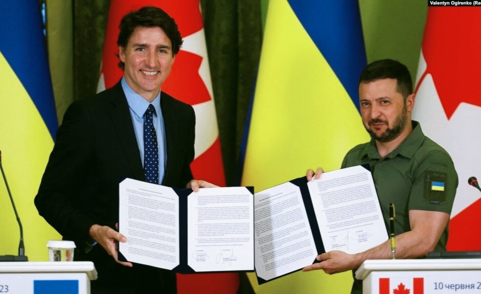 Из открытых источников в интернете. Премьер-министр Канады Д.Трюдо и президент Украины В.Зеленский.