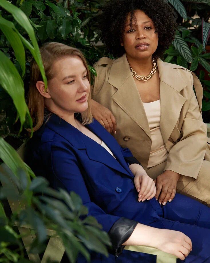 Образ от стилистов бренда больших размеров ODEVAIwear																																			