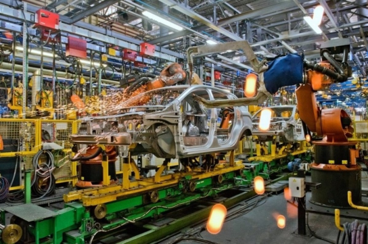    На ПМЭФ раскрыли название нового семейства автомобилей «АвтоВАЗа»