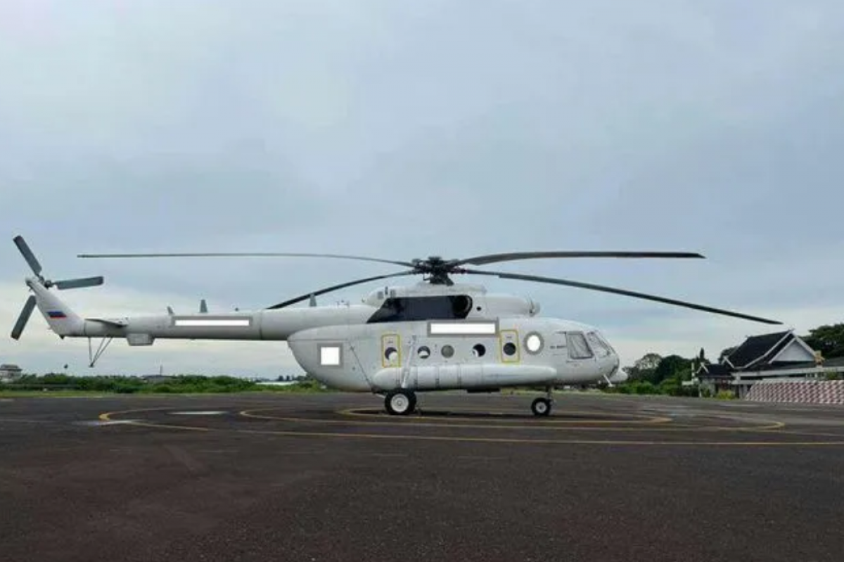    В Новосибирске выставили на продажу вертолёт Ми-8 за 760 миллионов рублей