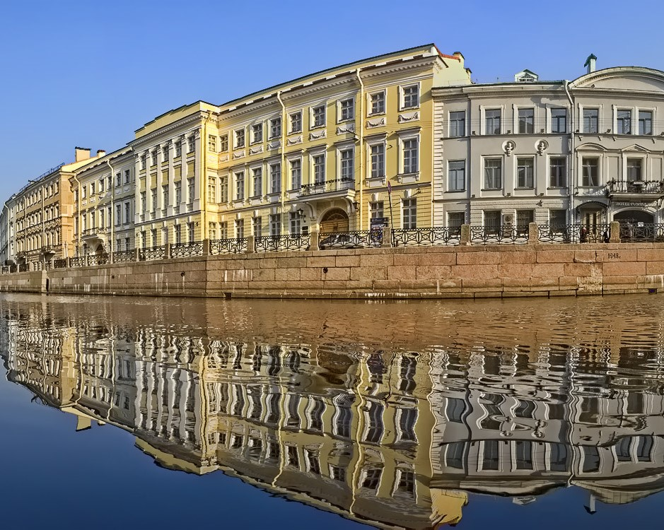 Музей пушкина в петербурге. Набережная реки мойки 12 музей Пушкина. Мойка 12 Санкт-Петербург музей Пушкина. Набережная реки мойки 12 Санкт-Петербург. Квартира а.с Пушкина набережная реки мойки 12.