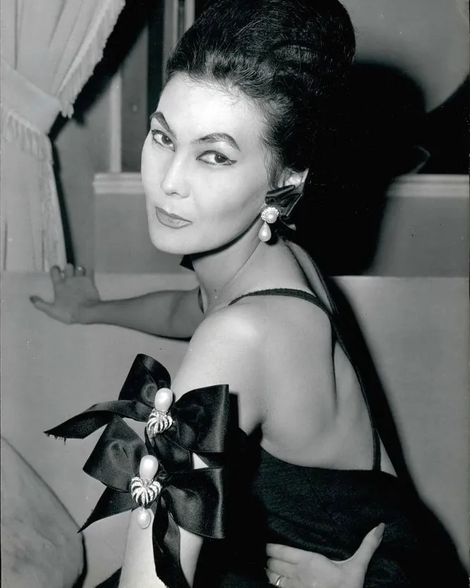 Фото: @ASIANFASHIONARCHIVE
