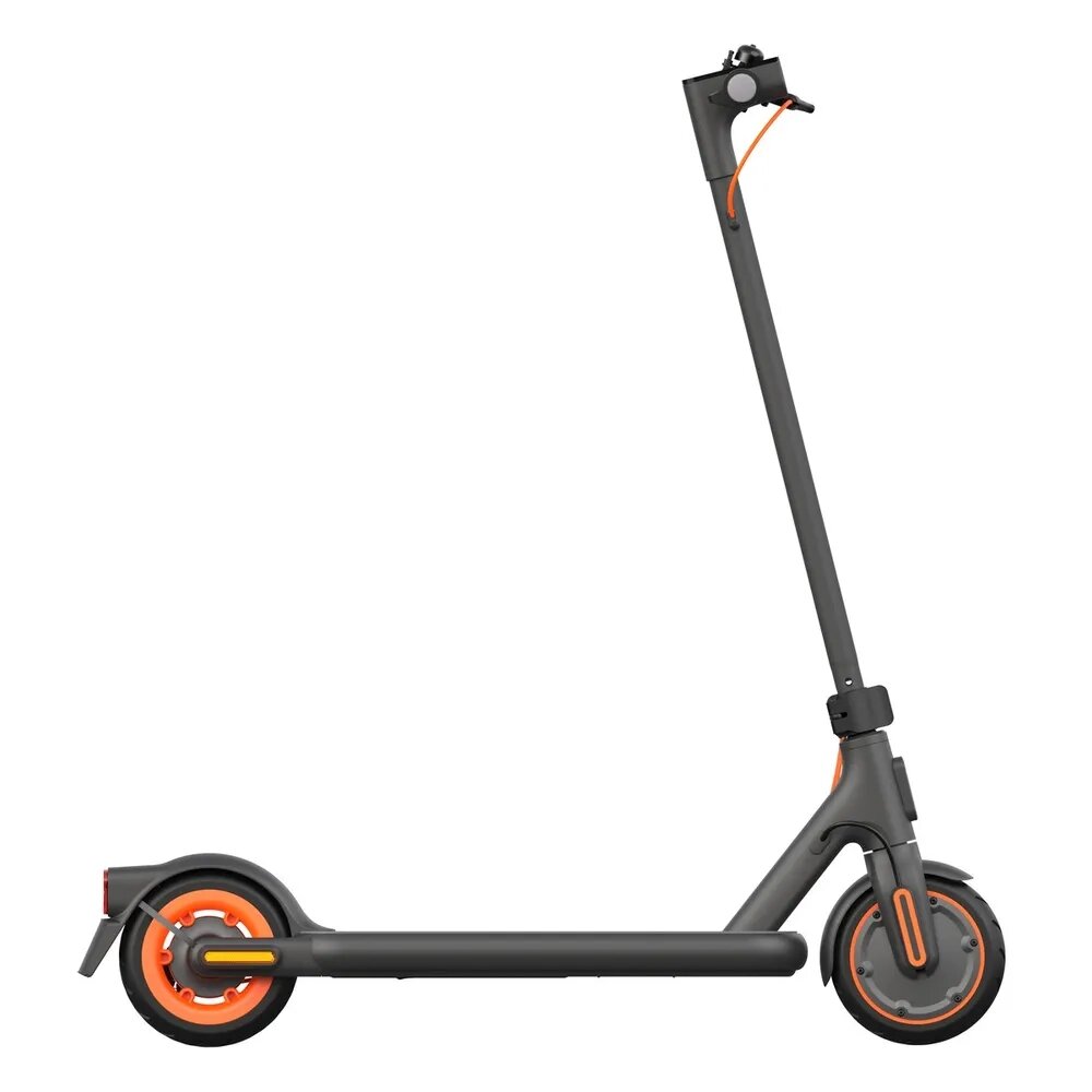    Электросамокат Xiaomi 4 Go с запасом хода 18 км оценили в €348