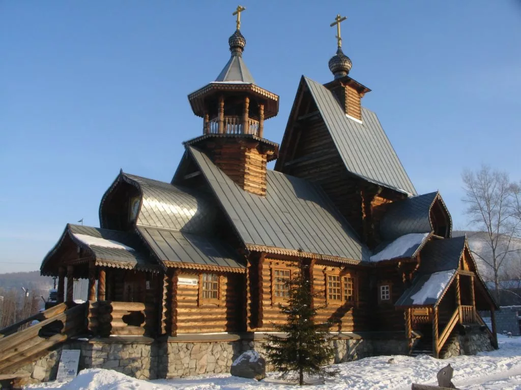 Республика Алтай. Горно-Алтайск. Храм Преподобного Макария. 