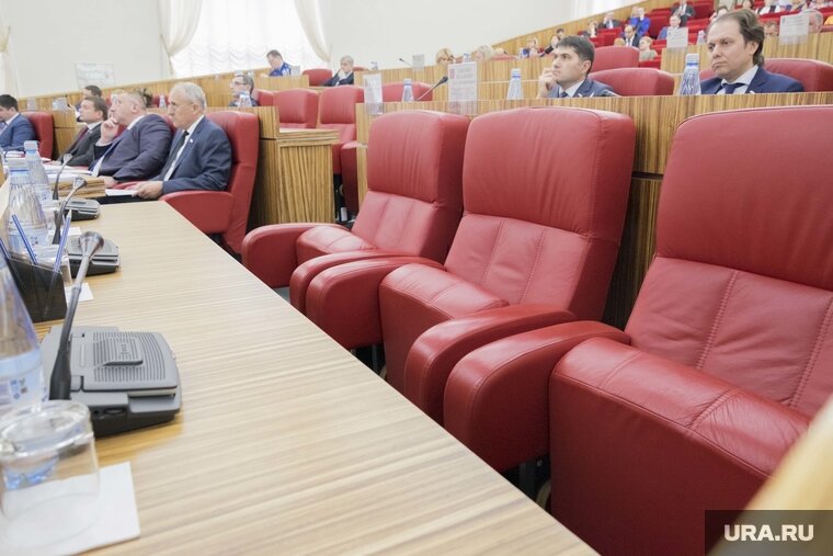    В заксобраниии ЯНАО принимают предложения по уже одобренному документу