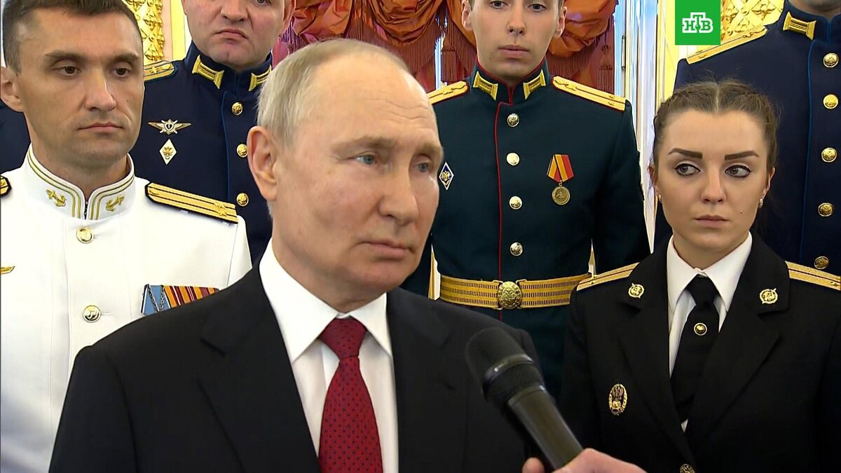   Путин заявил о затишье на линии фронта    из-за    серьезных потерь ВСУ