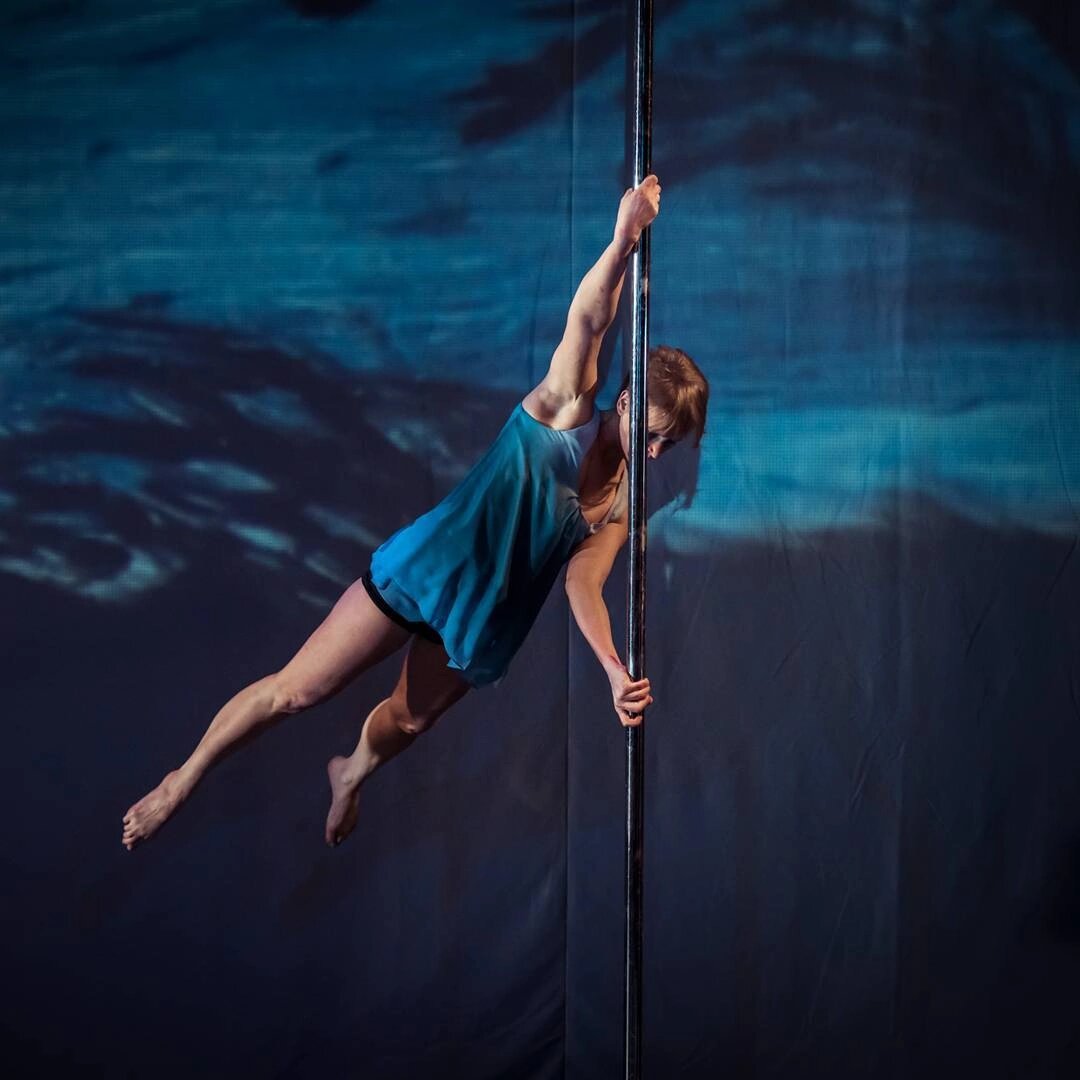 Елишева Новикова Pole Dancer