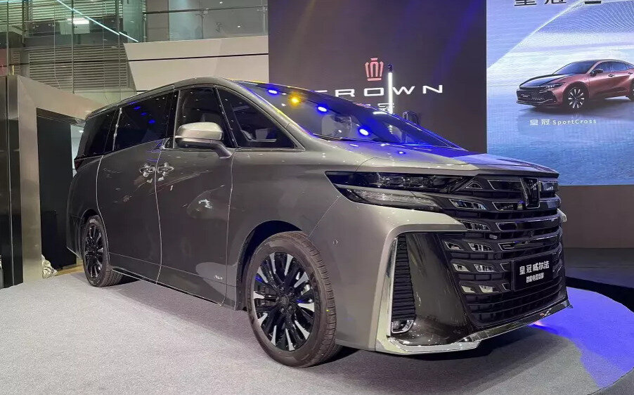 Китайский минивэн 2022