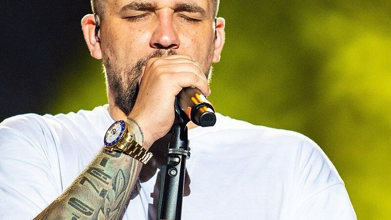     В нескольких российских городах отменились концерты ростовчанина Басты, сообщается в официальных аккаунтах артиста.