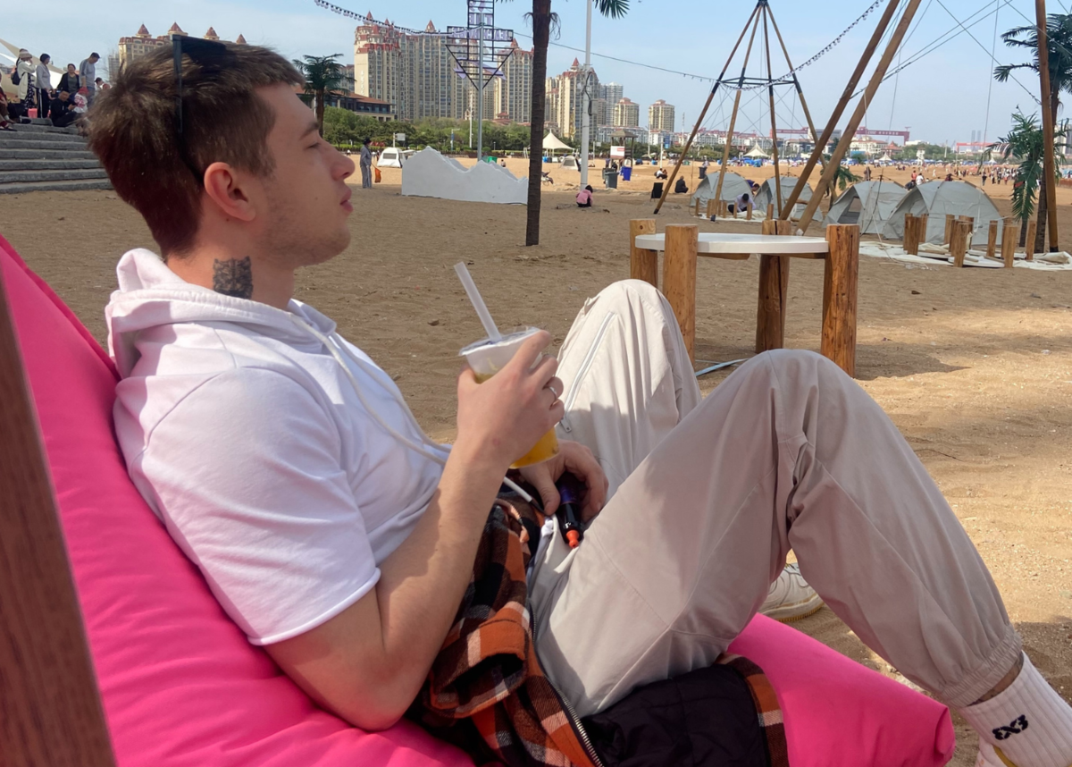 Живу более 6 лет в Поднебесной. Байер, помогаю найти и выкупить товар из Китая, доставка в любую страну мира. Роз/Опт. Для консультации пишите на Ватсап +77072020126