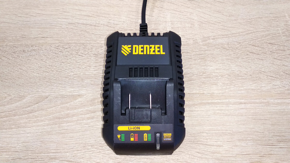 Шуруповерт дома – это почти аксиома. Он давно стал одним из обязательных инструментов, которые нужно держать дома просто так, чтобы были.-10