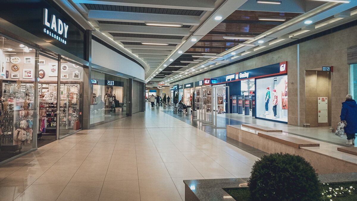     Жительница Тюменской области сообщила, что на днях купила в киоске «Восточные сладости» кешью в шоколаде, где обнаружила неприятный сюрприз.