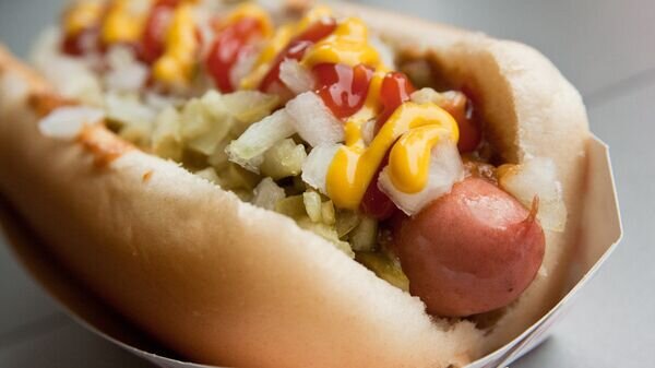    CC BY 2.0 / Steven Depolo / Coney Dog