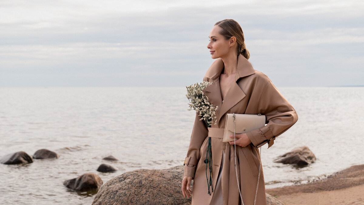 Нежный плащ DreamWhite