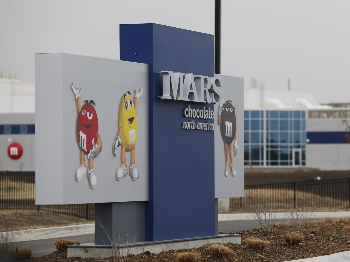    Шоколадная фабрика компании Mars Inc.© AP Photo / Orlin Wagner