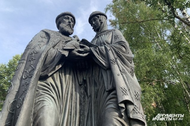    Что известно о муромских святых, ставших символом семьи, любви и верности?